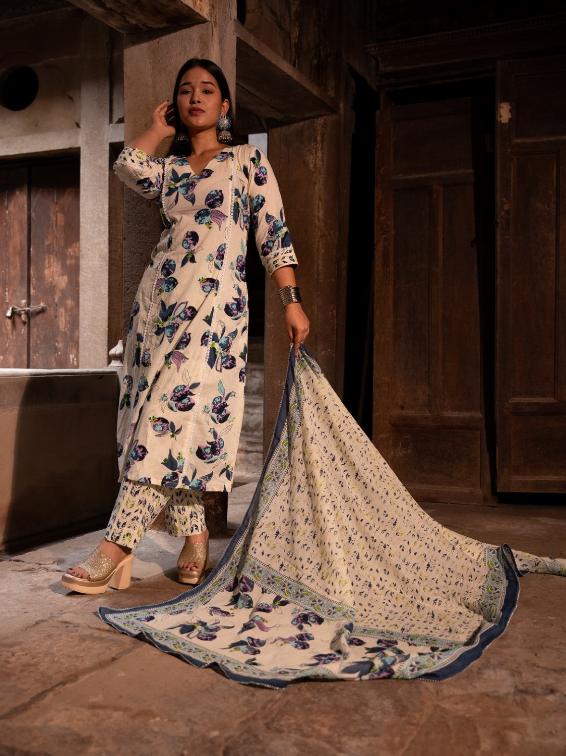 Image of Fulwari Kurta Set