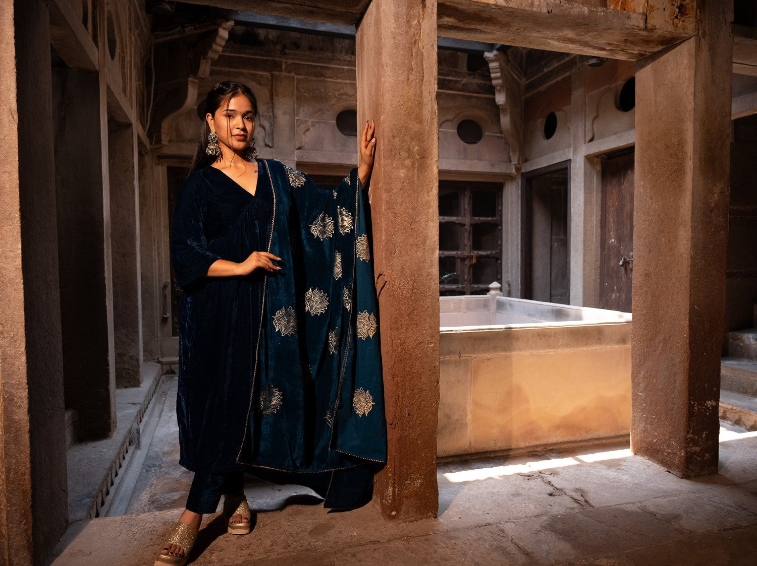 Image of Iraah Velvet Set