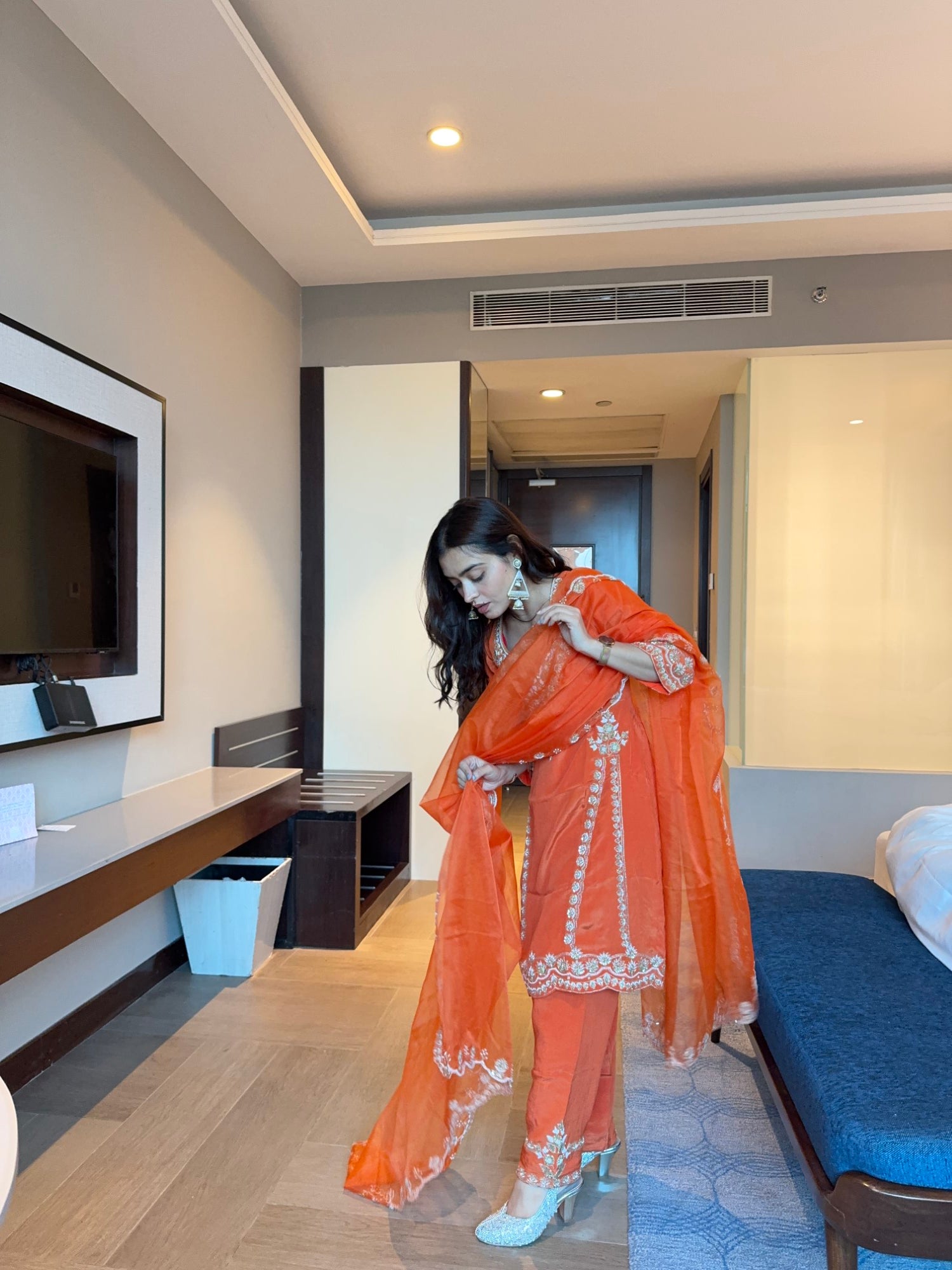 Image of Kesari Noor Suit Set