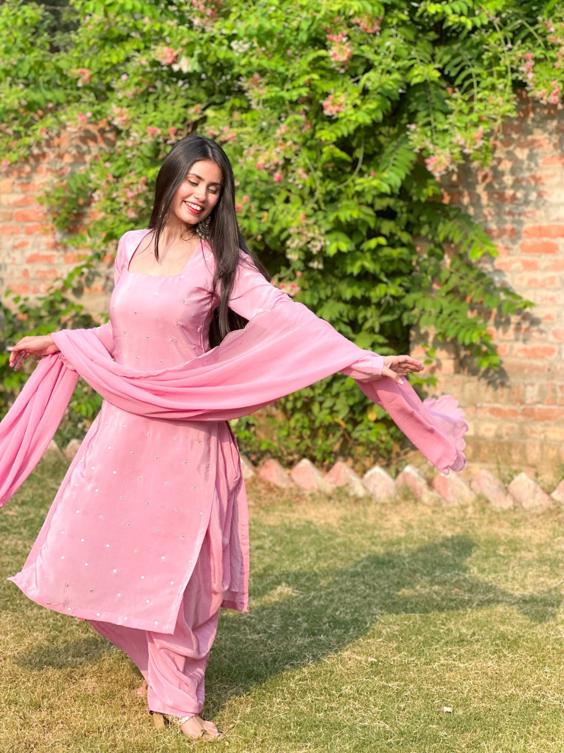 Image of Gulabi Patiala Suit Set