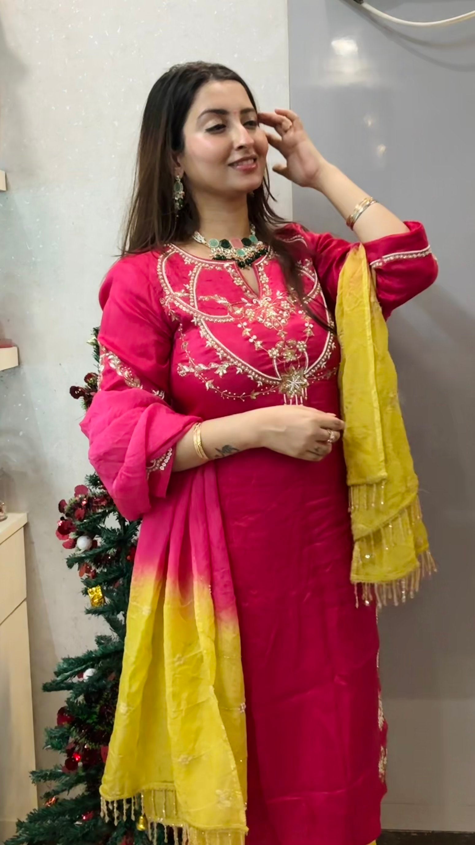 Image of Surya Gulab Suit Set